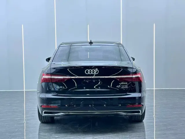Audi A6L — Фото автомобиля 14