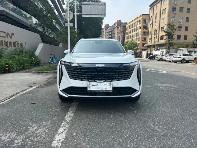 Geely Boyue L — Фото автомобиля 2