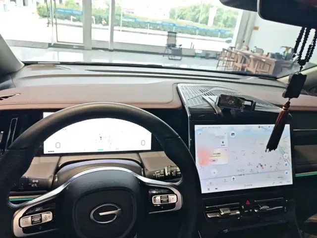 GAC Trumpchi M8 — Фото автомобиля 9