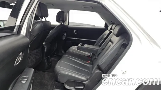 Hyundai Ioniq 5 — Фото автомобиля 11