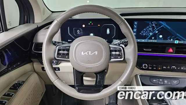 Kia Canival Новый Carnival 4 поколение Бензин 4 места Hi-Limousine — Фото автомобиля 12