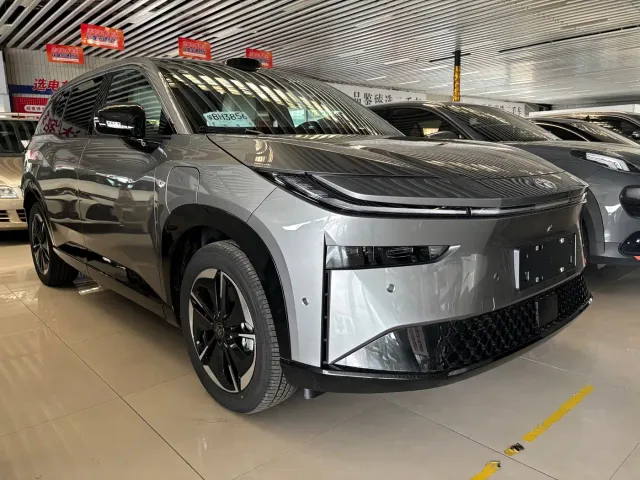 Toyota BoZhi 3X — Фото автомобиля 3
