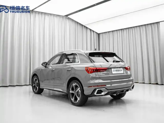 Audi Q3 — Фото автомобиля 11
