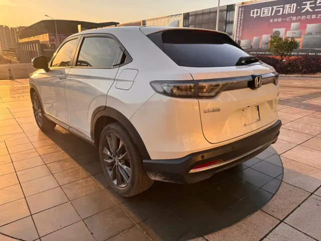Honda XR-V — Фото автомобиля 4