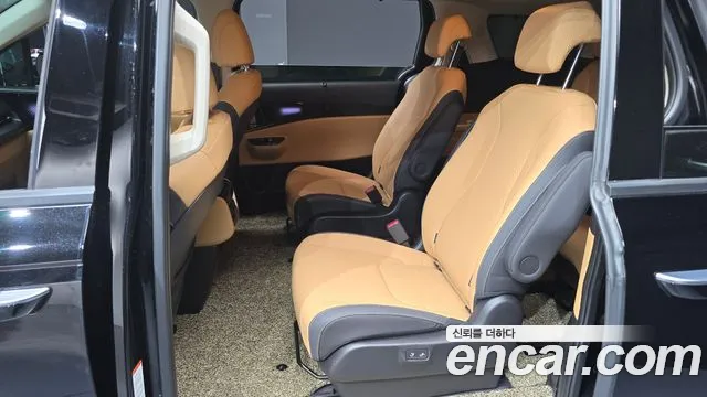 Kia Canival Carnival 4 поколение Дизель 9 мест Signature — Фото автомобиля 13