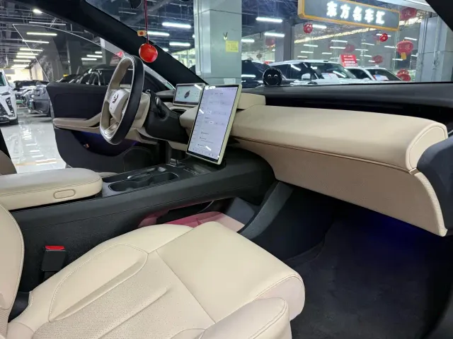 Nio ET5 Touring — Фото автомобиля 15