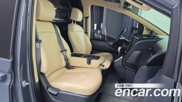 Hyundai Staria — Фото автомобиля 26
