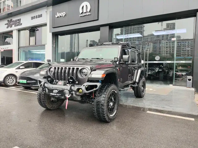 Фотография автомобиля — Jeep Wrangler
