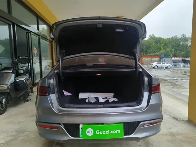 BYD Qin PLUS — Фото автомобиля 18