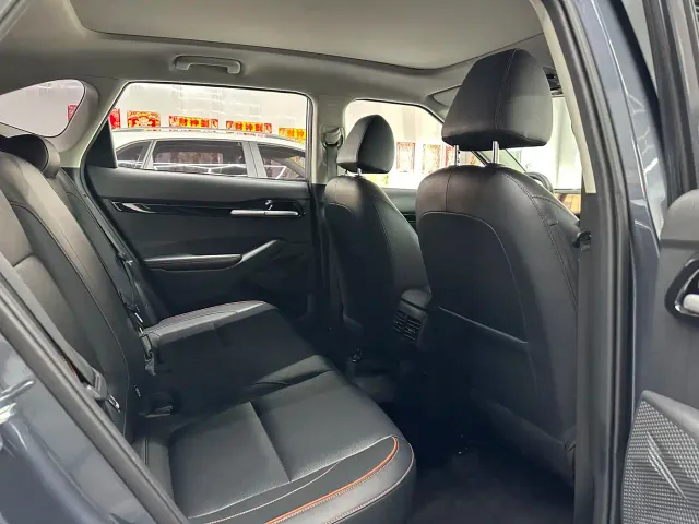 Kia Seltos — Фото автомобиля 10