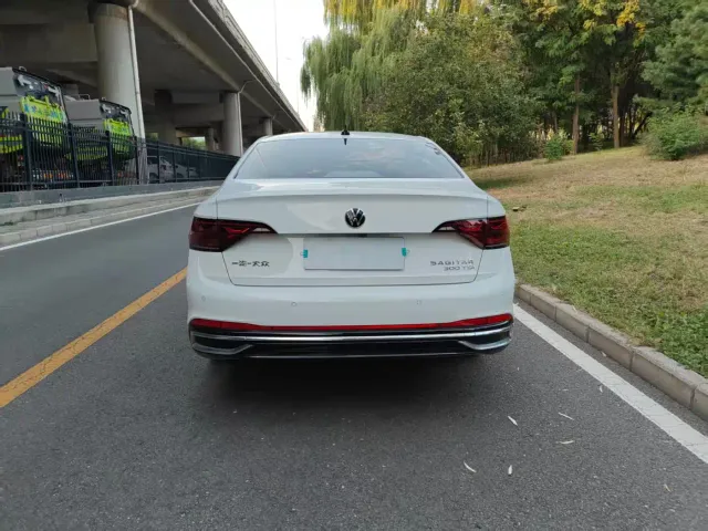 Volkswagen Sagitar — Фото автомобиля 11