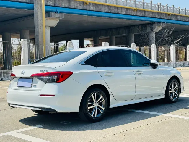 Honda Civic — Фото автомобиля 14