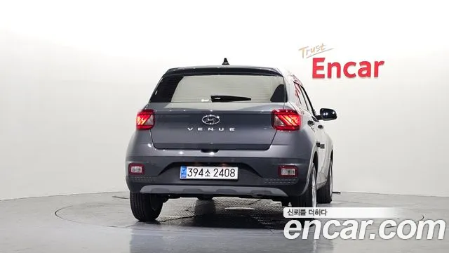 Hyundai Venue — Фото автомобиля 4