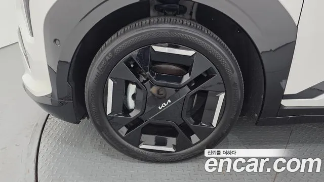 Kia EV3 — Фото автомобиля 5