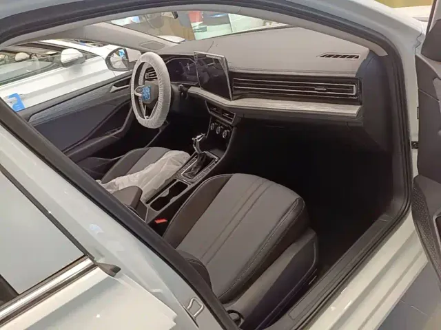 Volkswagen Sagitar — Фото автомобиля 24