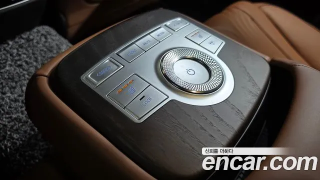 Genesis G80 Бензин 2.5 турбо AWD — Фото автомобиля 16