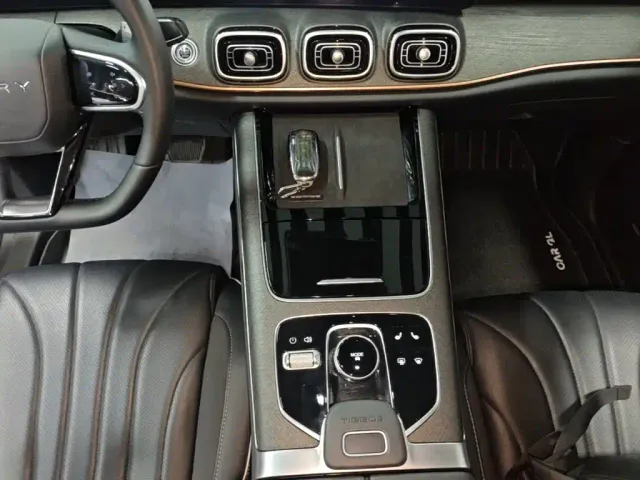 Chery Tiggo 9 — Фото автомобиля 9