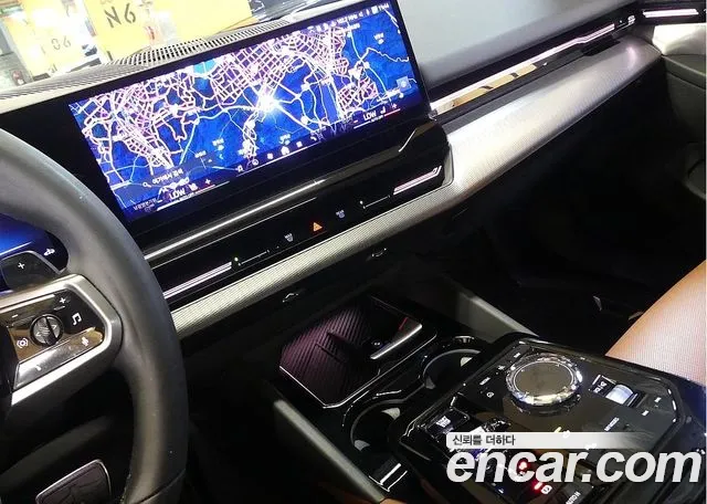 BMW 5-Series 5 серия (G60) 530i xDrive M Sport — Фото автомобиля 13