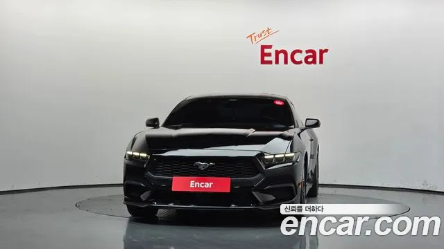 Ford Mustang 7th Gen — Фото автомобиля 3