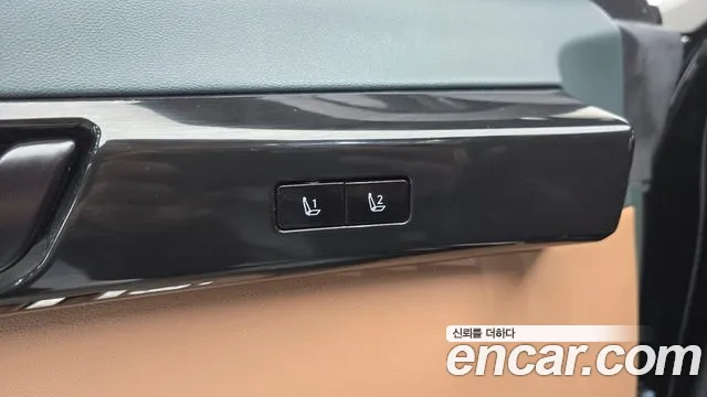 Hyundai Grandeur GN7 — Фото автомобиля 26