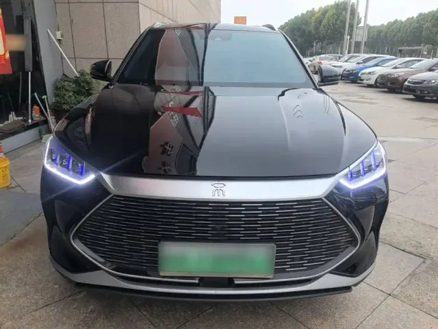 BYD Song PLUS — Фото автомобиля 2