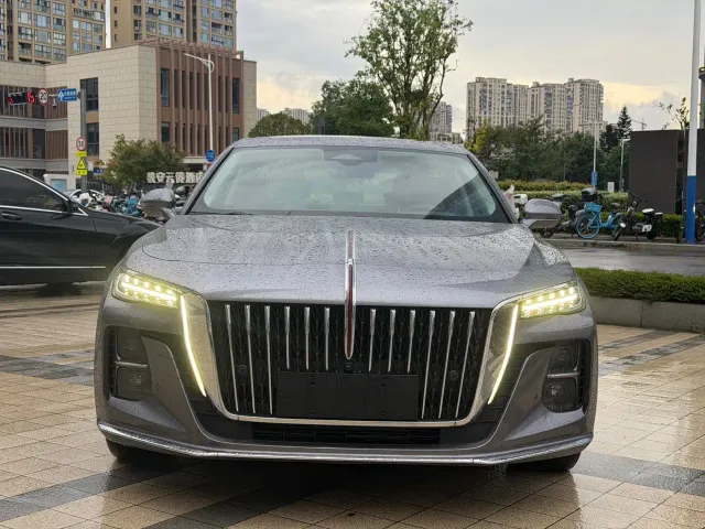 Hongqi H5 — Фото автомобиля 2