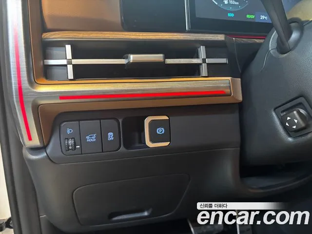 Hyundai Santa Fe MX5 — Фото автомобиля 17