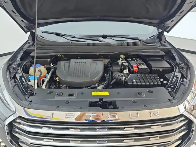 Jetour X90 Plus — Фото автомобиля 10