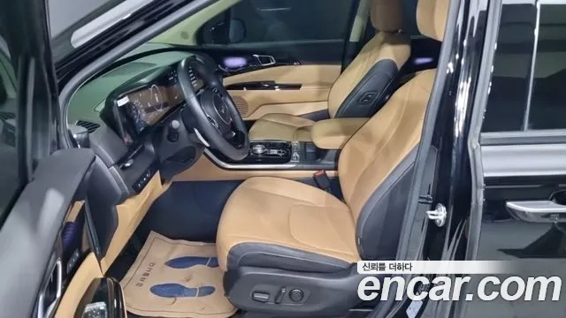 Kia Carnival Generation 4 — Фото автомобиля 10