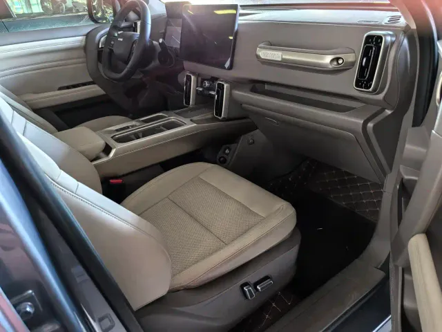 Haval Big Dog — Фото автомобиля 10