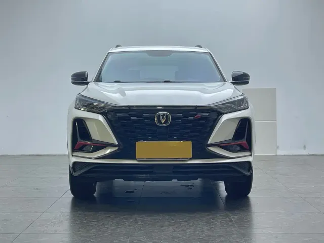 Changan CS75 Plus — Фото автомобиля 2