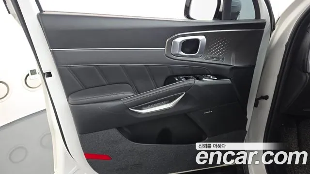 Kia Sorento Sorento 4-е поколение Бензин 2.5T 2WD — Фото автомобиля 24