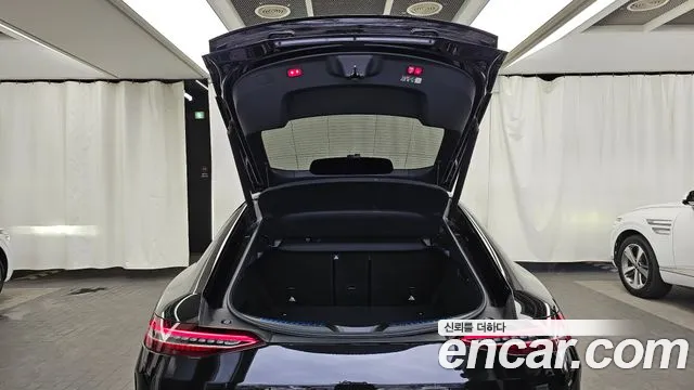 Mercedes-Benz AMG GT 4 двери 43 4MATIC+ Dynamic — Фото автомобиля 18