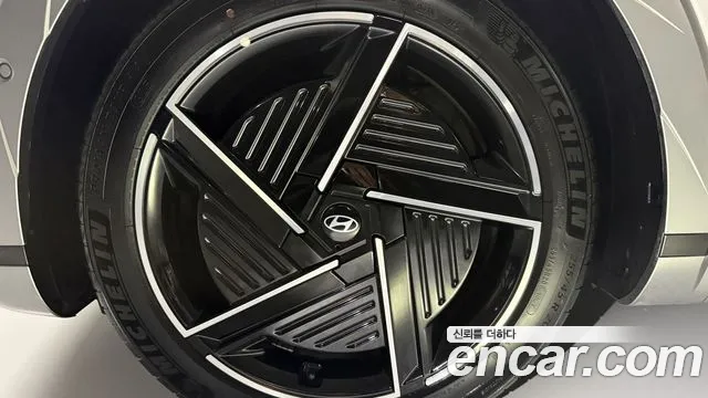 Hyundai Ioniq 5 — Фото автомобиля 20