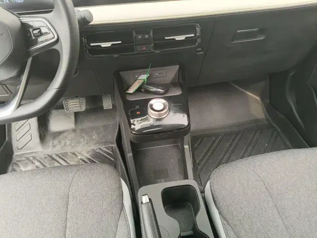 Geely Geometry E Firefly — Фото автомобиля 13