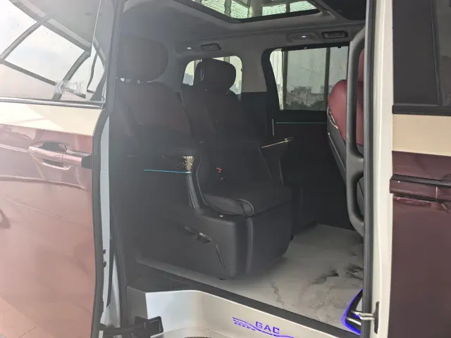 GAC Trumpchi E9 — Фото автомобиля 10