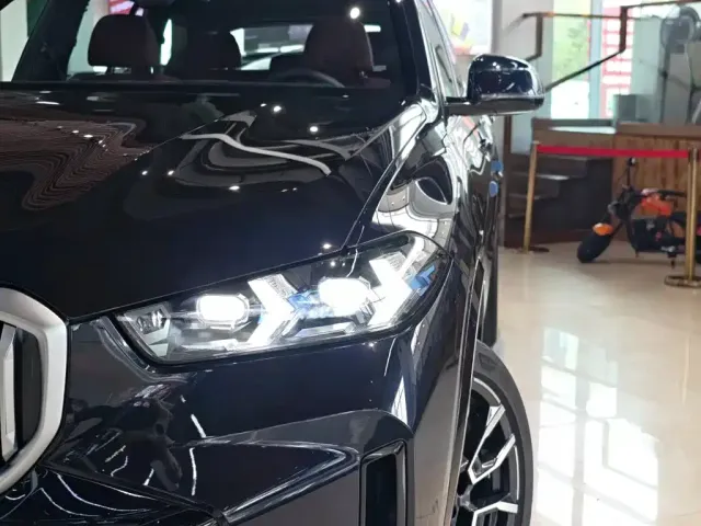 BMW X5 — Фото автомобиля 8