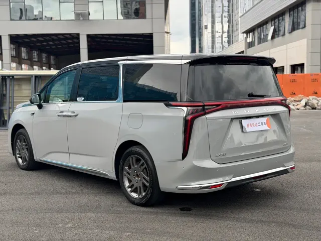 Maxus G90 — Фото автомобиля 13