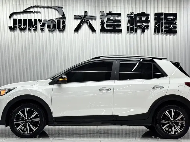 Kia KX1 — Фото автомобиля 6