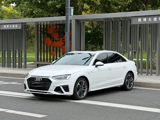 Audi A4L — Фото автомобиля 2