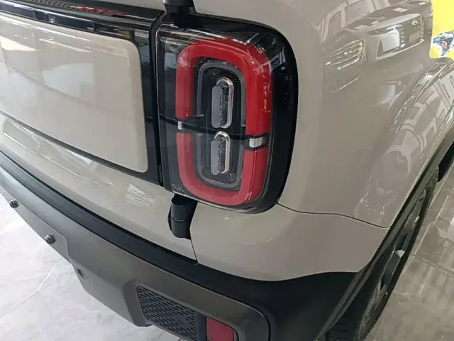 Baojun Yep Plus — Фото автомобиля 7