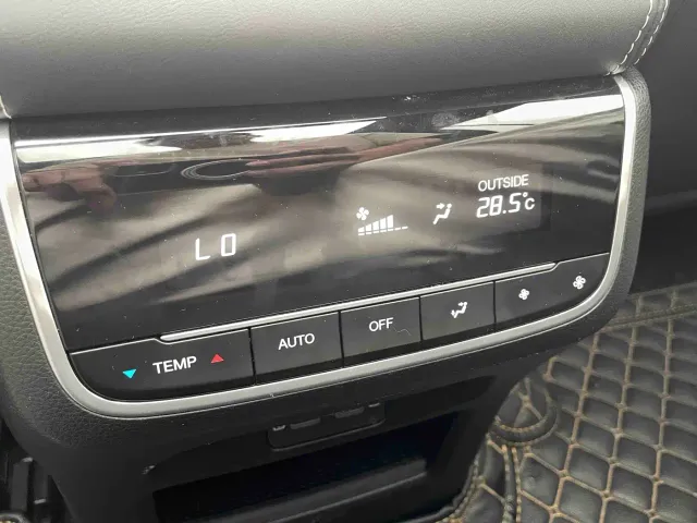 GAC Trumpchi GS8 — Фото автомобиля 17