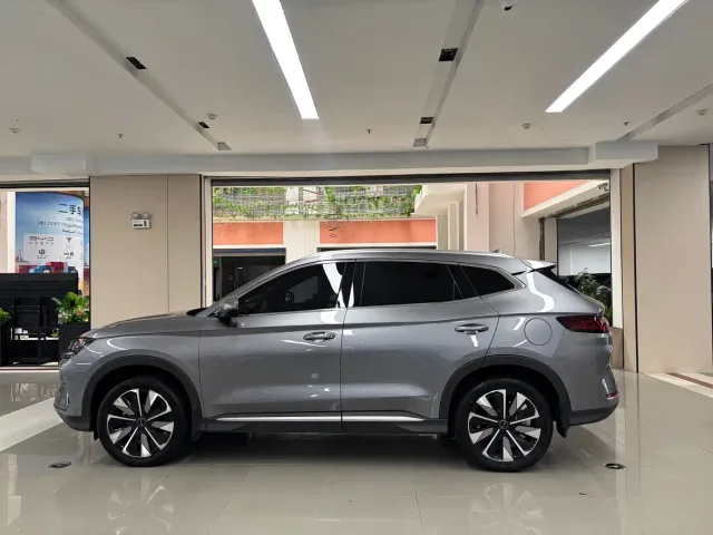 BYD Song PLUS — Фото автомобиля 10