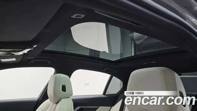 BMW 5-Series — Фото автомобиля 15