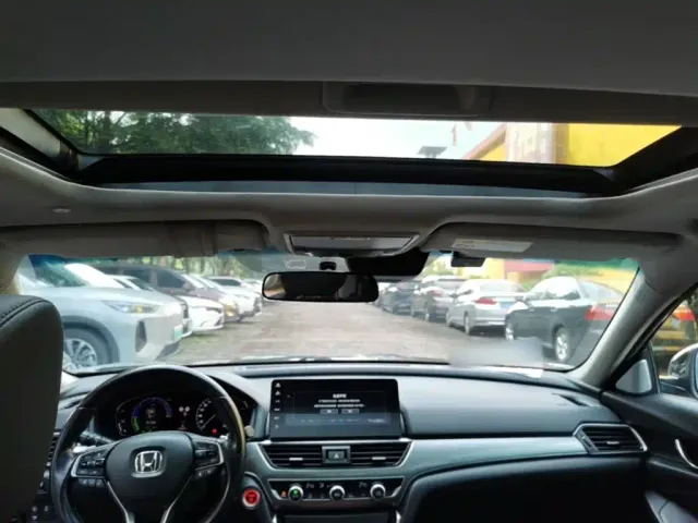 Honda Accord — Фото автомобиля 17