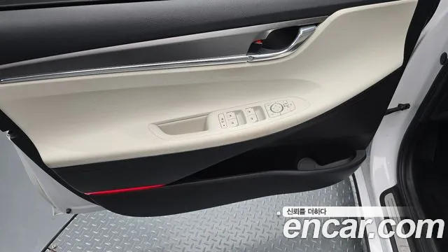 Hyundai Grandeur New — Фото автомобиля 13