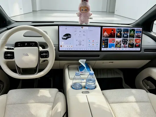 Li Auto i6 — Фото автомобиля 8