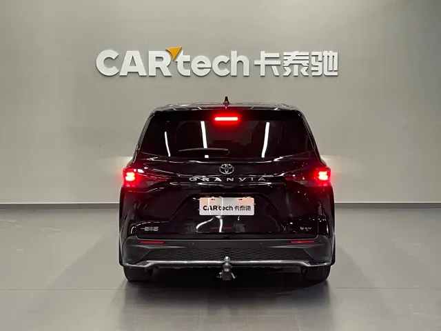 Toyota Granvia — Фото автомобиля 5