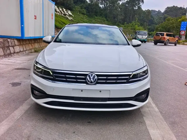 Volkswagen Lamando — Фото автомобиля 3