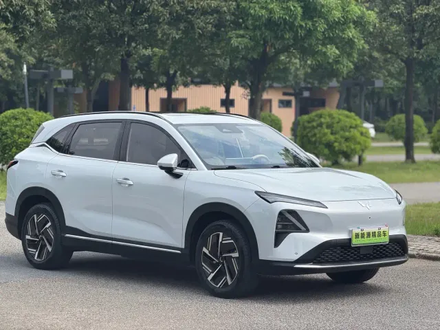 Wuling Starlight S — Фото автомобиля 2